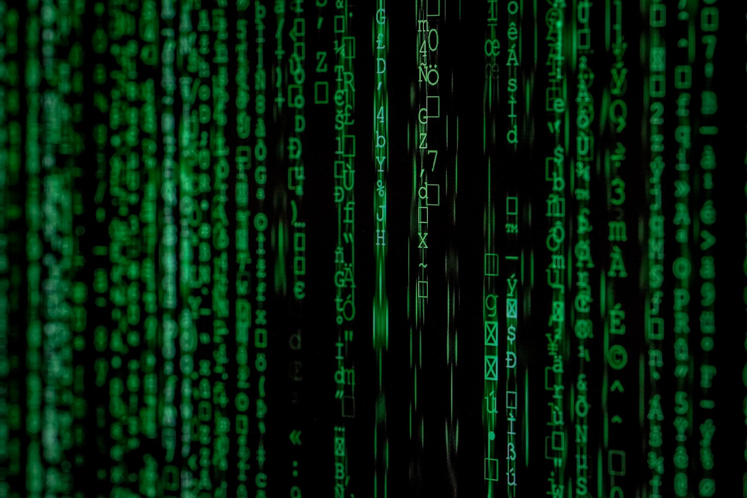 Keeping Up with the World: A Guide to Dynamic Newsfeeds